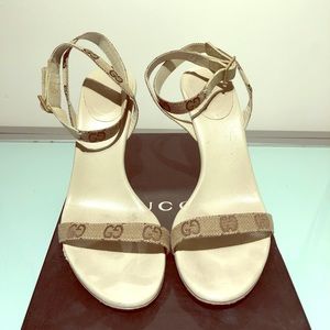 Gucci single strap heels